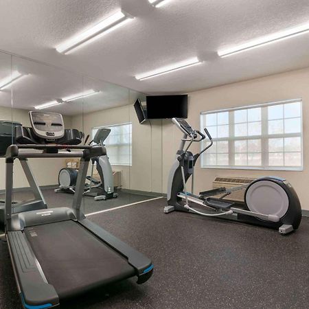 Extended Stay America Suites - Kansas City - Overland Park - Quivira Rd Lenexa Eksteriør billede