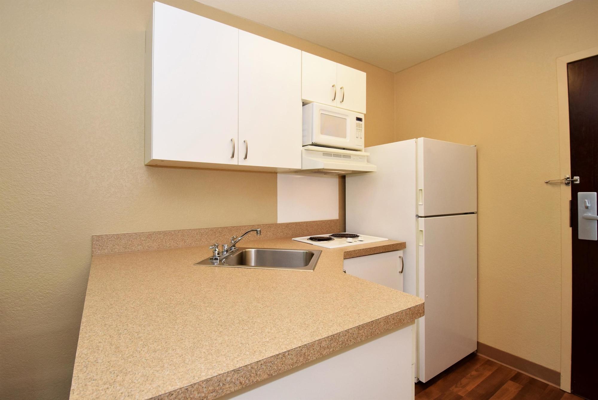 Extended Stay America Suites - Kansas City - Overland Park - Quivira Rd Lenexa Eksteriør billede