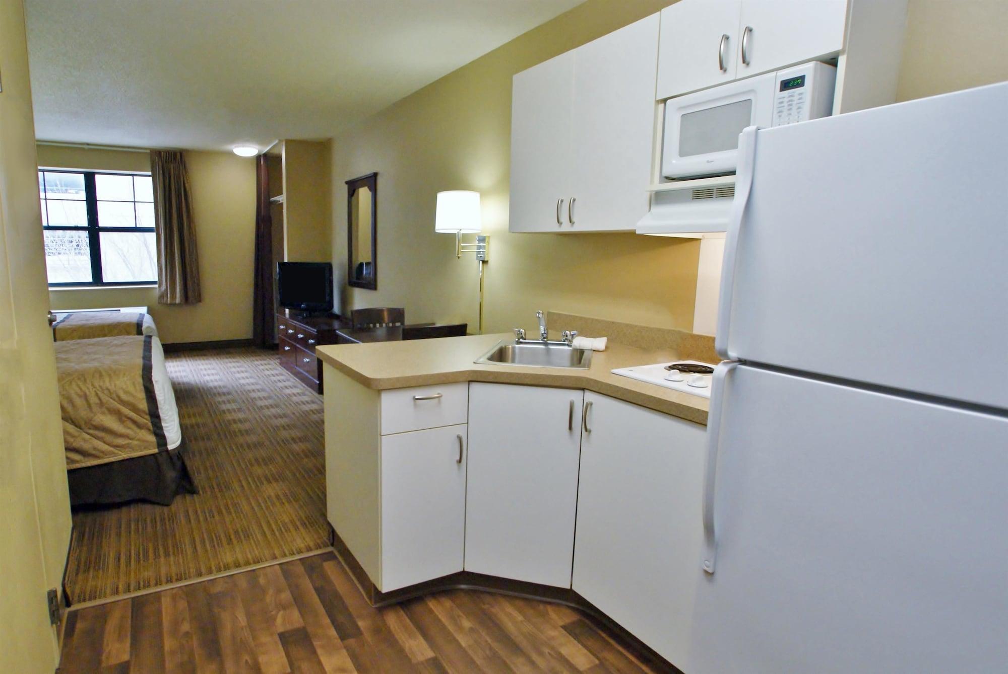 Extended Stay America Suites - Kansas City - Overland Park - Quivira Rd Lenexa Eksteriør billede