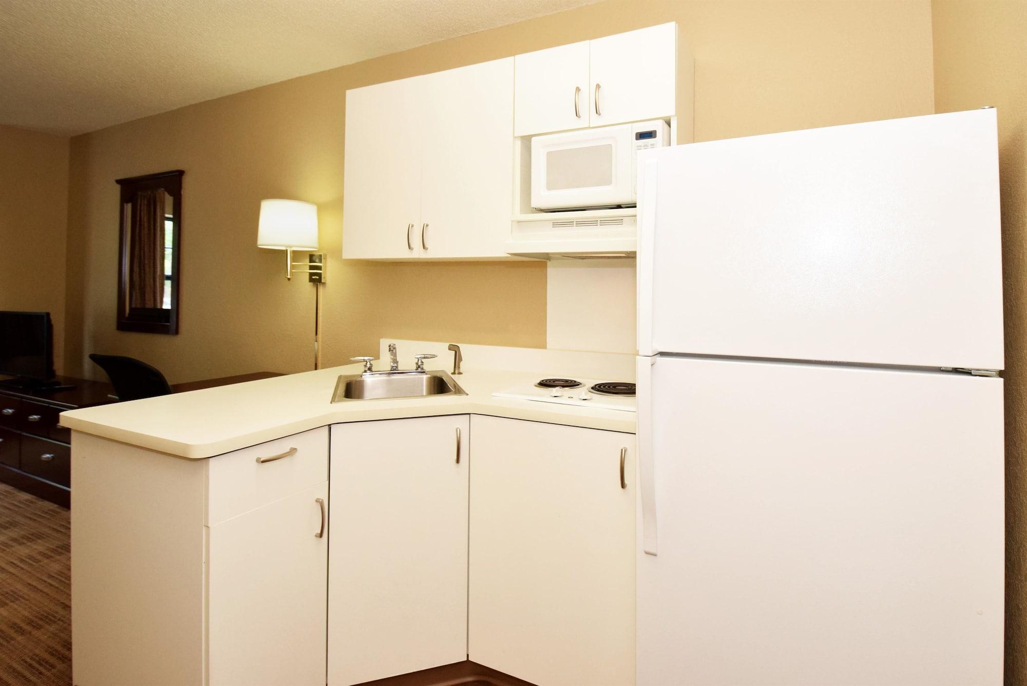 Extended Stay America Suites - Kansas City - Overland Park - Quivira Rd Lenexa Eksteriør billede