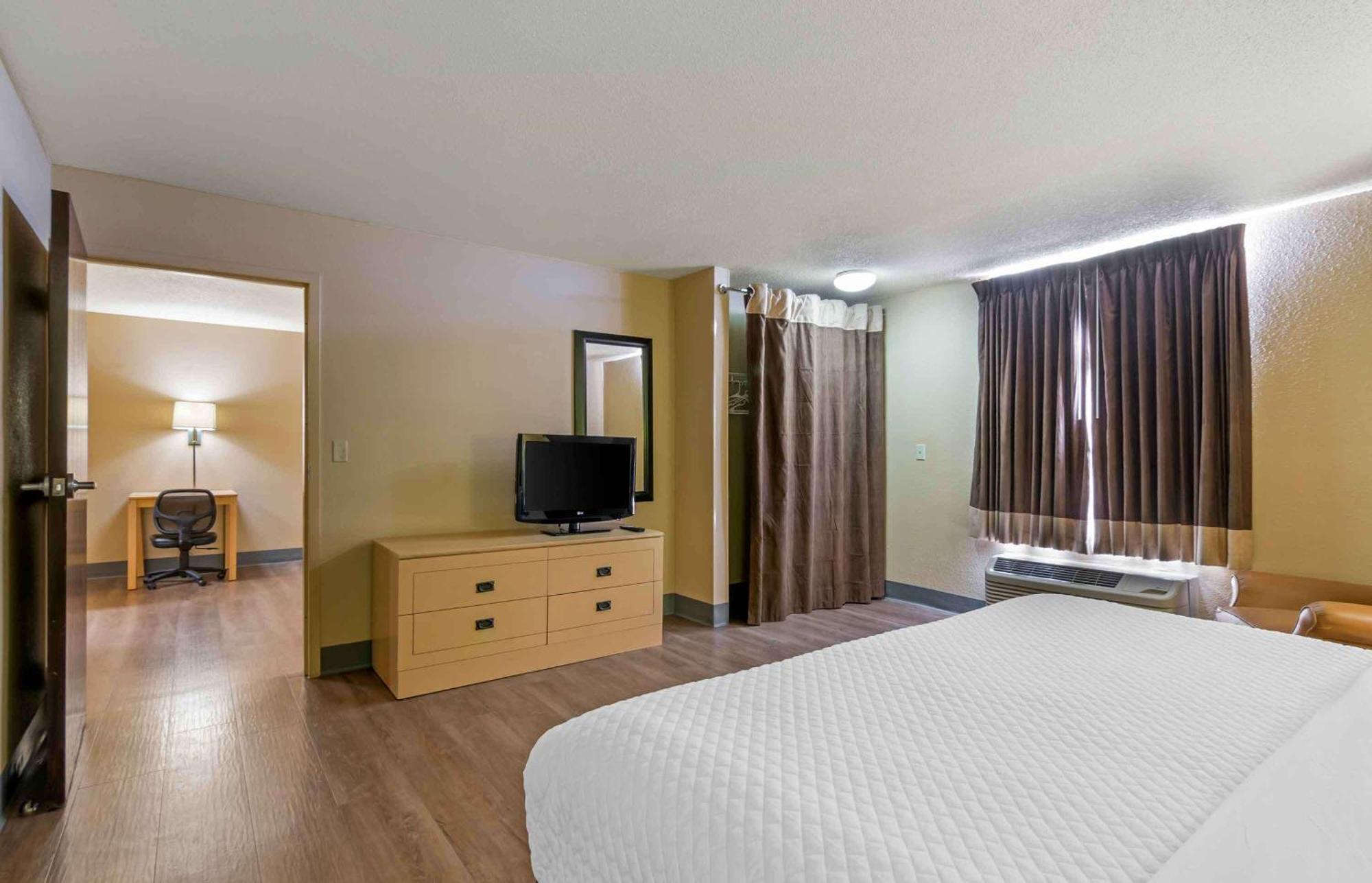 Extended Stay America Suites - Kansas City - Overland Park - Quivira Rd Lenexa Eksteriør billede