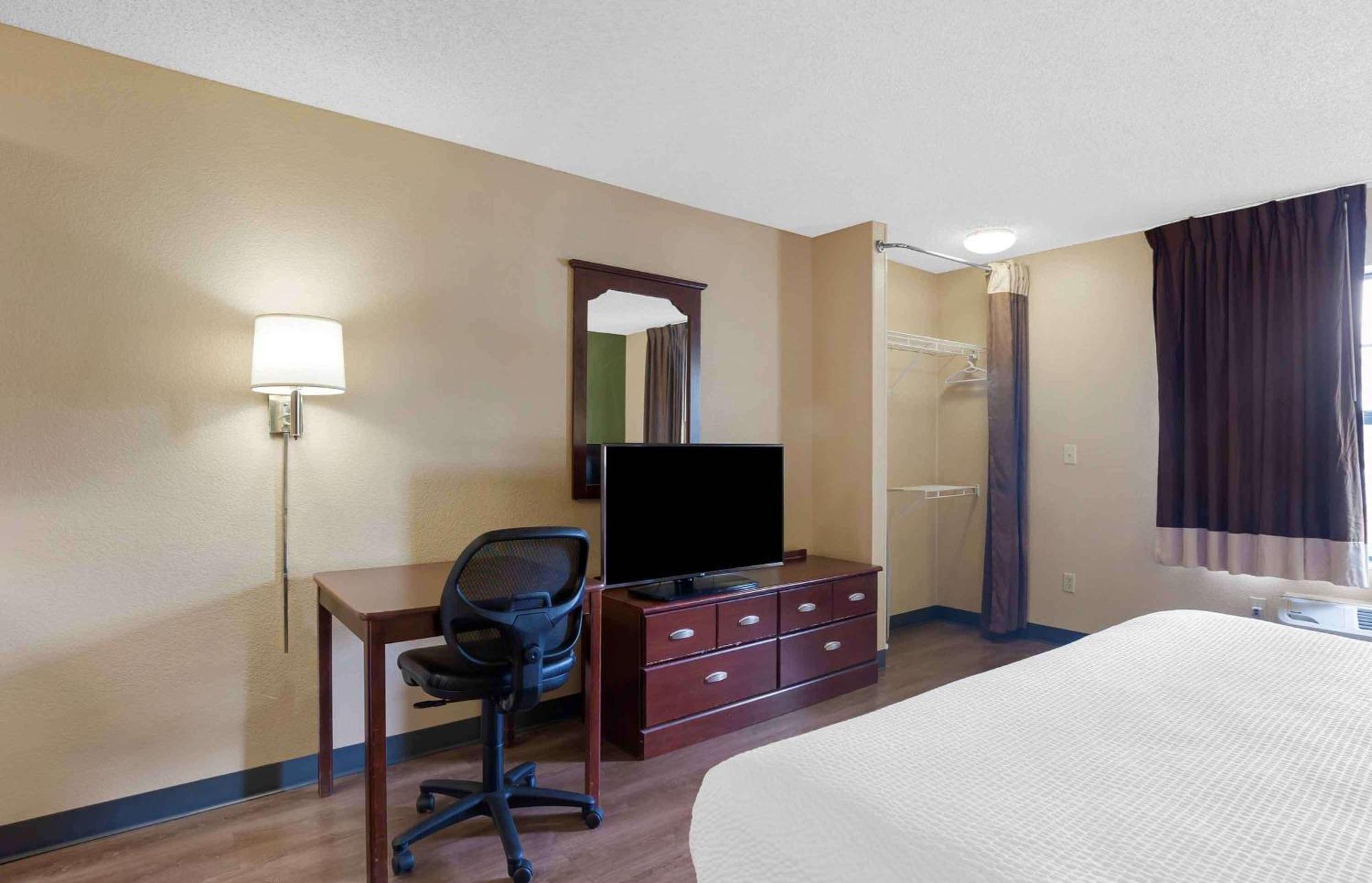 Extended Stay America Suites - Kansas City - Overland Park - Quivira Rd Lenexa Eksteriør billede