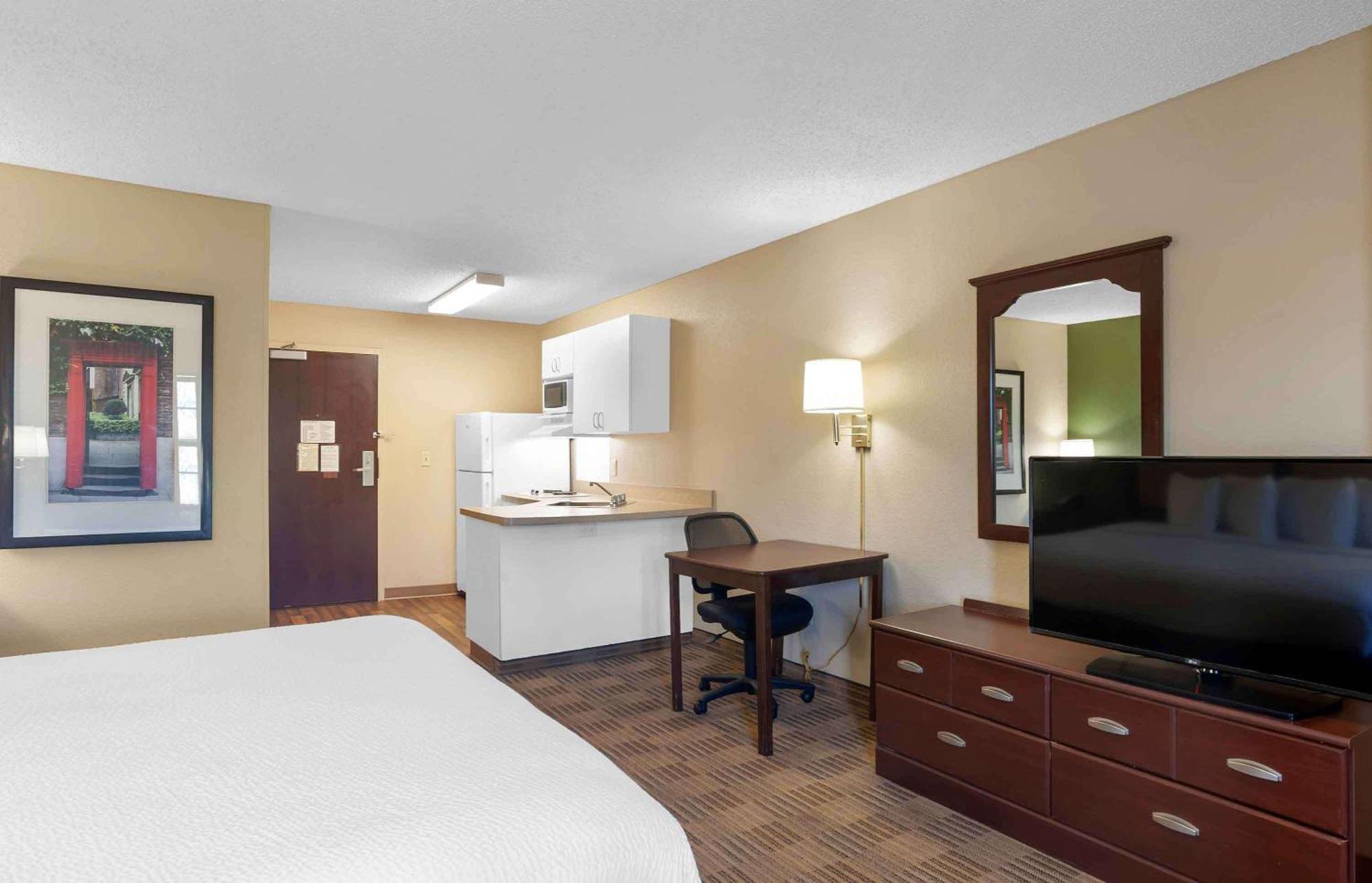 Extended Stay America Suites - Kansas City - Overland Park - Quivira Rd Lenexa Eksteriør billede