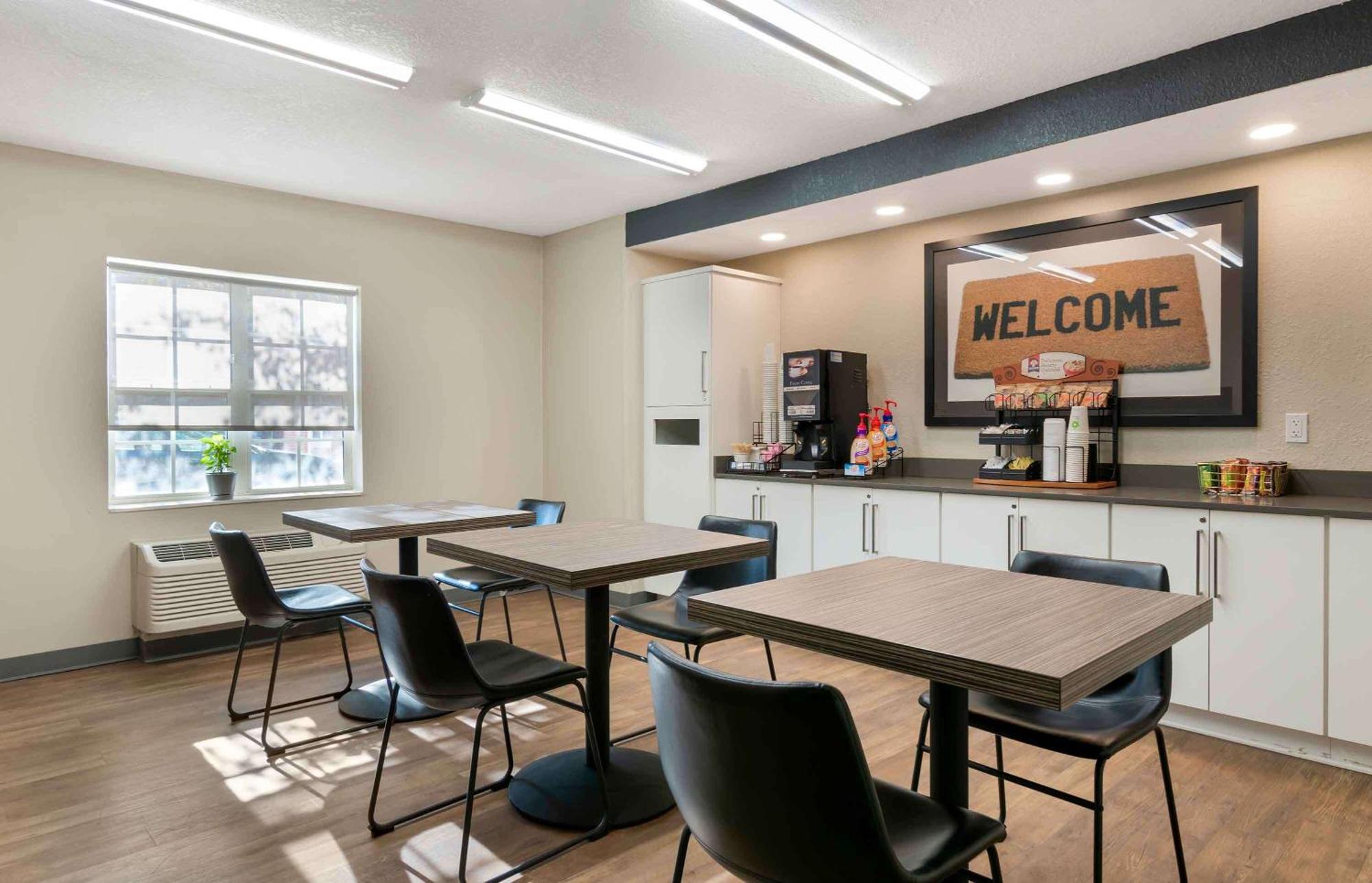 Extended Stay America Suites - Kansas City - Overland Park - Quivira Rd Lenexa Eksteriør billede