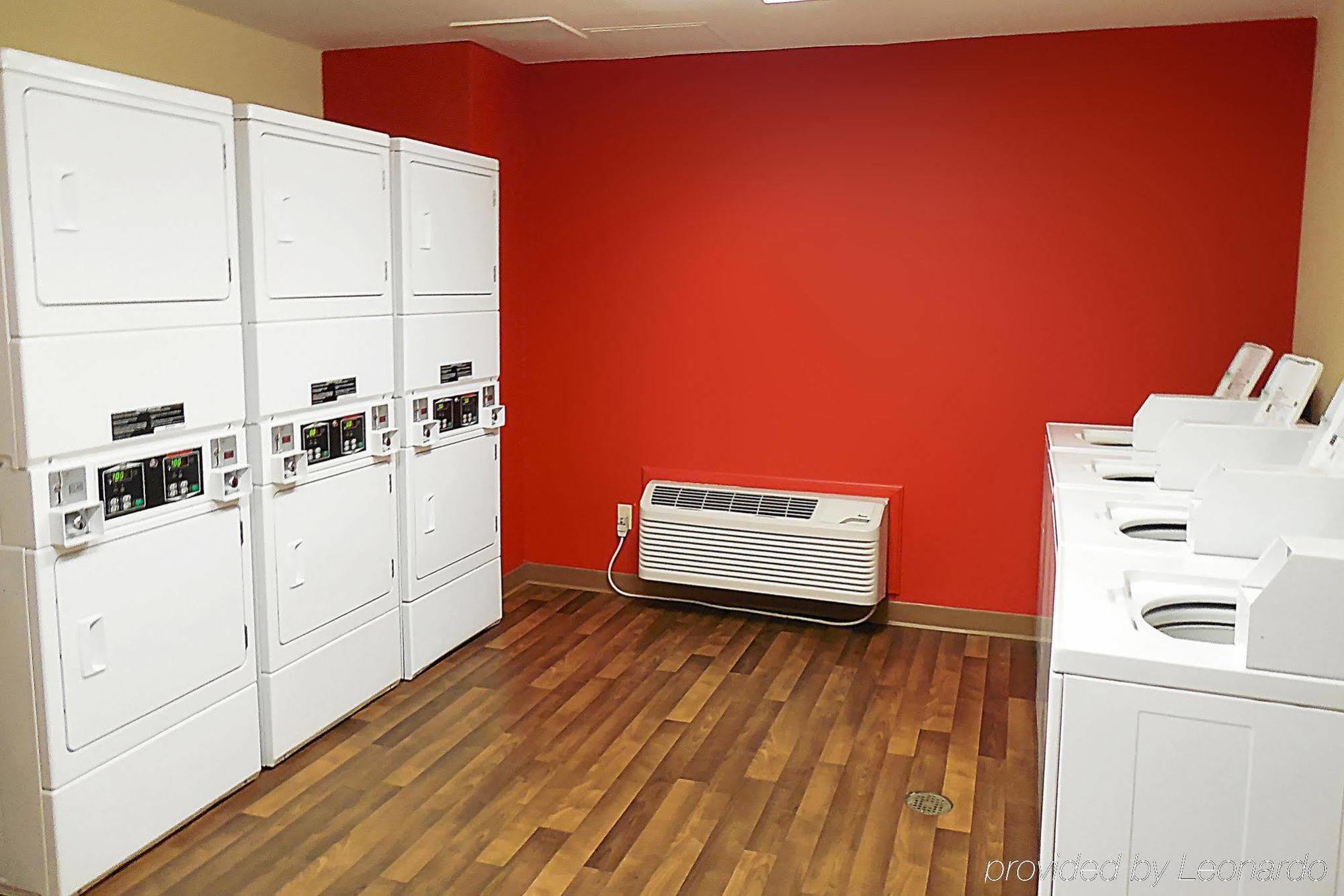 Extended Stay America Suites - Kansas City - Overland Park - Quivira Rd Lenexa Eksteriør billede